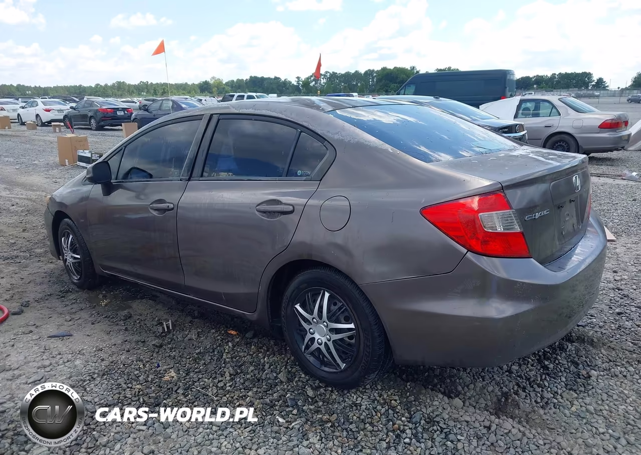 2012 Honda Civic Lx VIN:2HGFB2F58CH547960 - 3