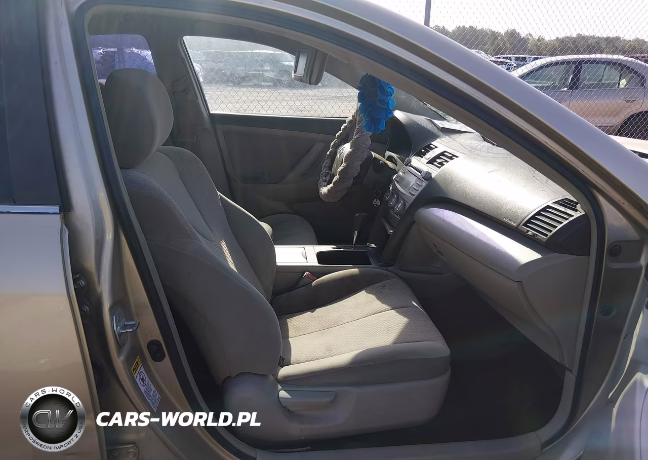 2011 Toyota Camry VIN:4T1BF3EK5BU702051 - 5