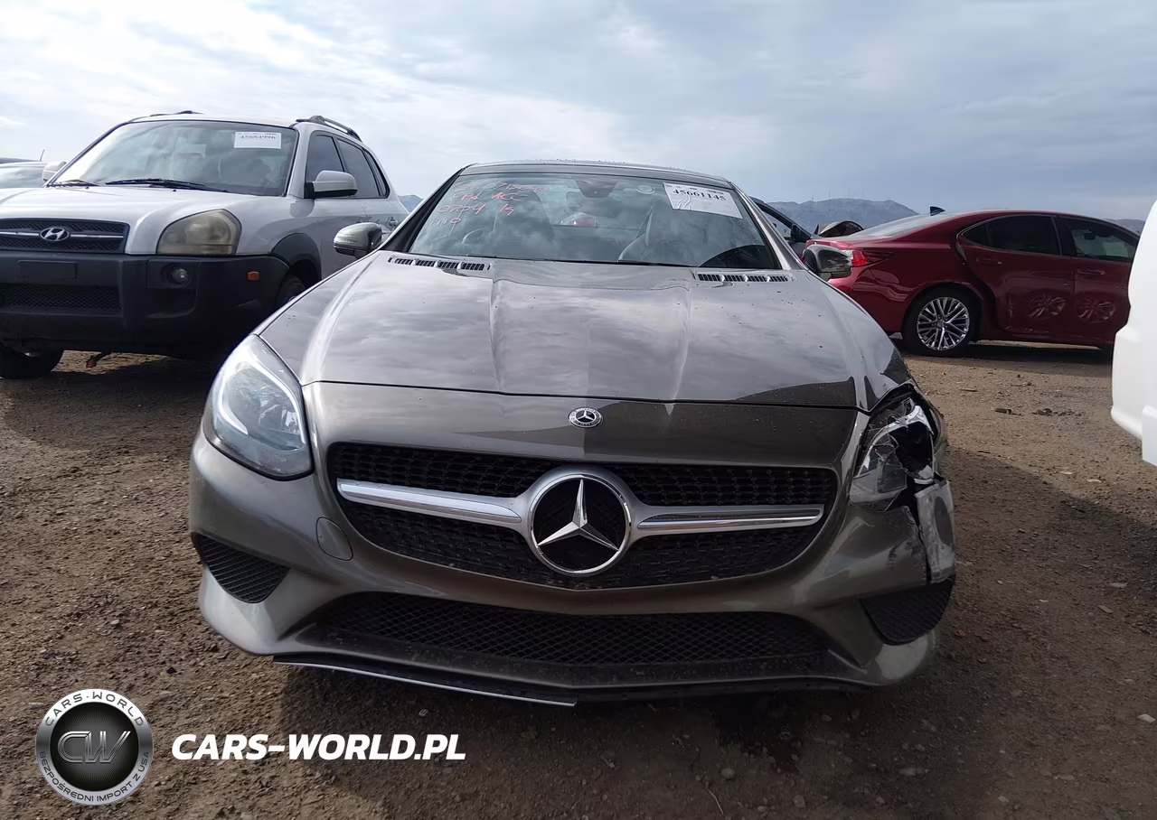 2018 Mercedes-Benz Slc 300 VIN:WDDPK3JA8JF150704 - 12