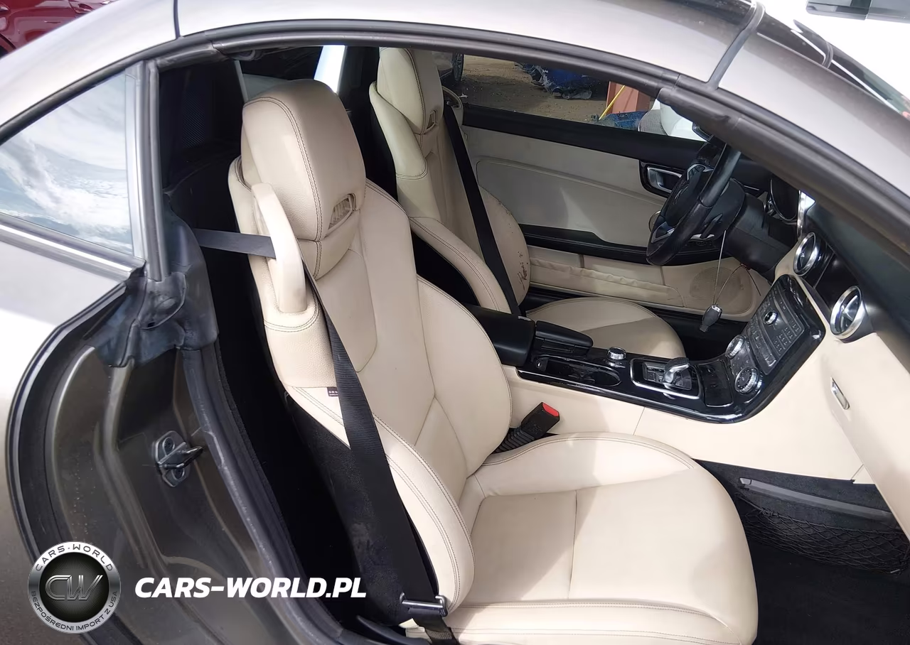2018 Mercedes-Benz Slc 300 VIN:WDDPK3JA8JF150704 - 8