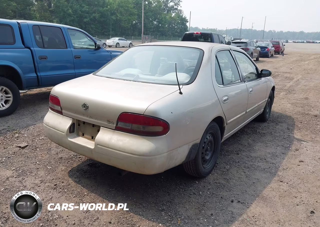 1997 Nissan Altima Gle-Gxe-Se-Xe VIN:1N4BU31D4VC128401 - 4