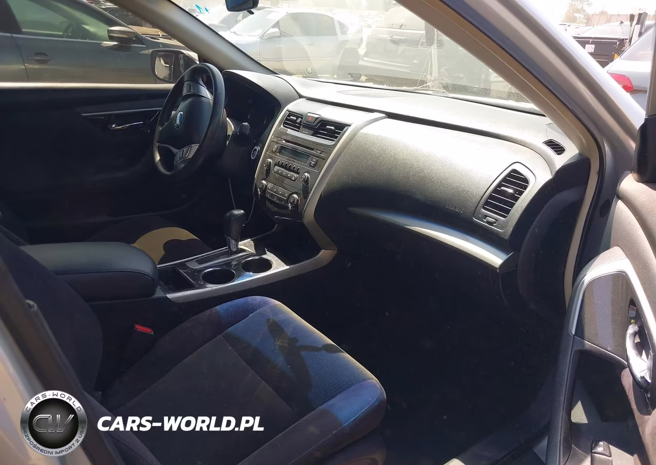 2013 Nissan Altima 2.5 S VIN:1N4AL3AP4DN550647 - 5