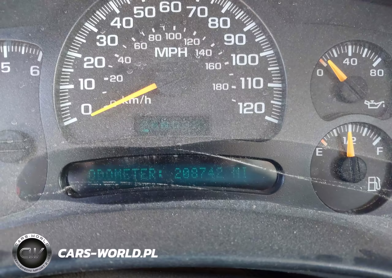 2005 Chevrolet Tahoe Ls VIN:1GNEC13T65R106326 - 7