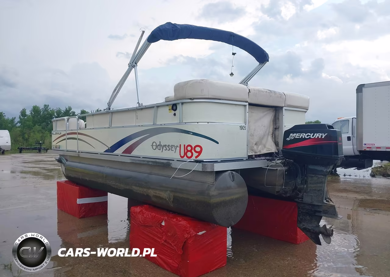 2003 Odyssey Millenium Pontoon Boat VIN:00000FRUA6819H203 - 3