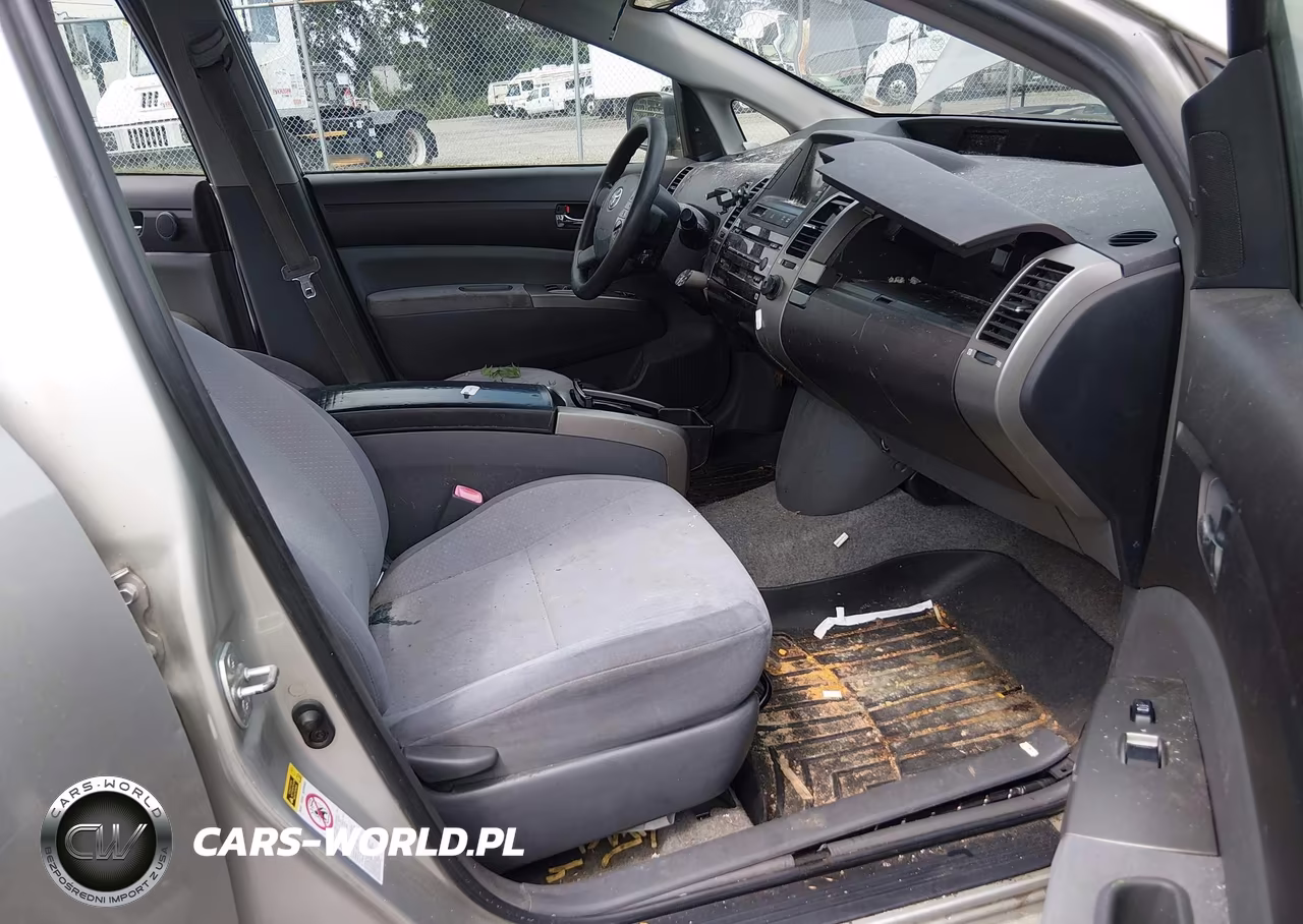 2005 Toyota Prius VIN:JTDKB20U353060667 - 5