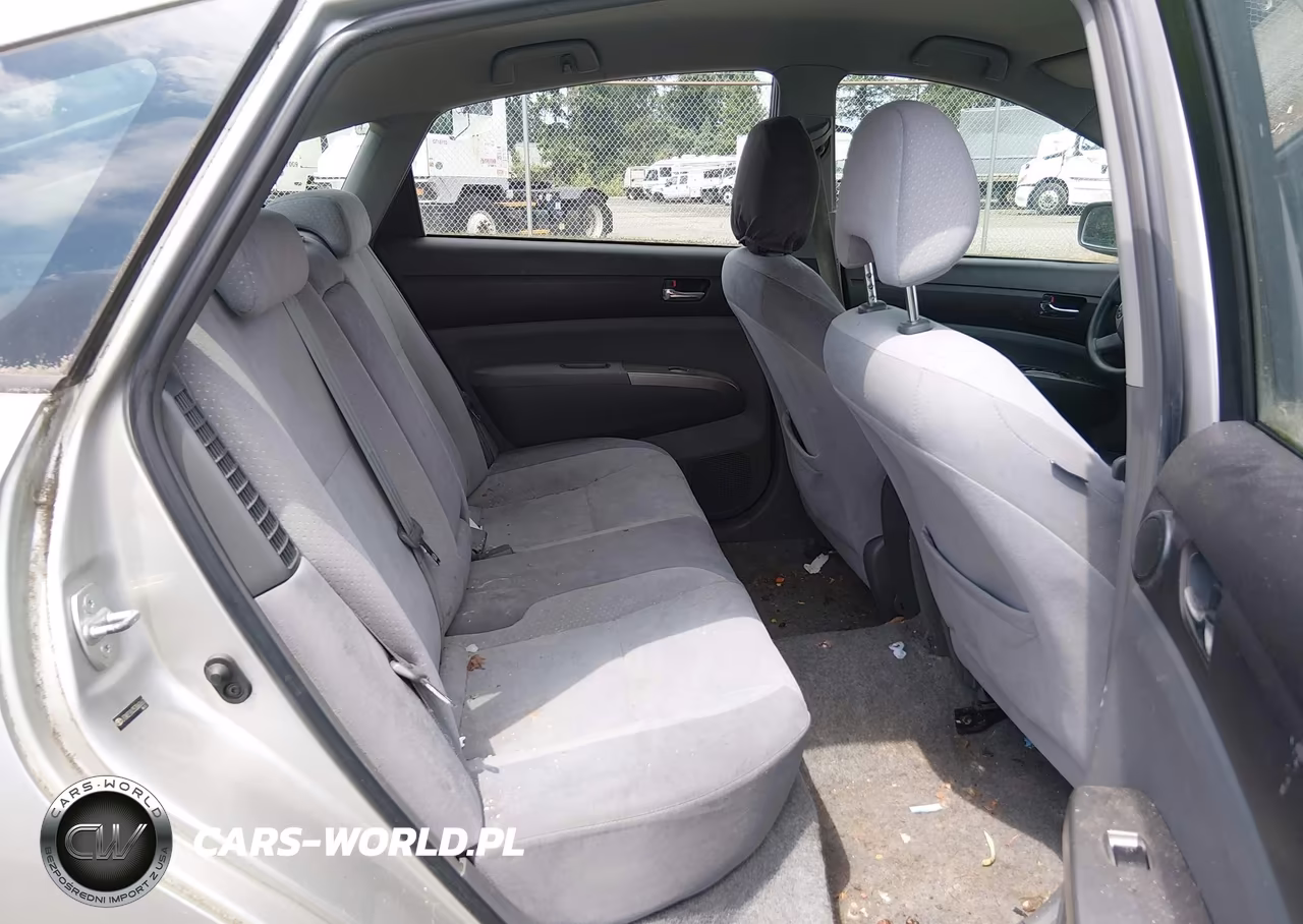 2005 Toyota Prius VIN:JTDKB20U353060667 - 8