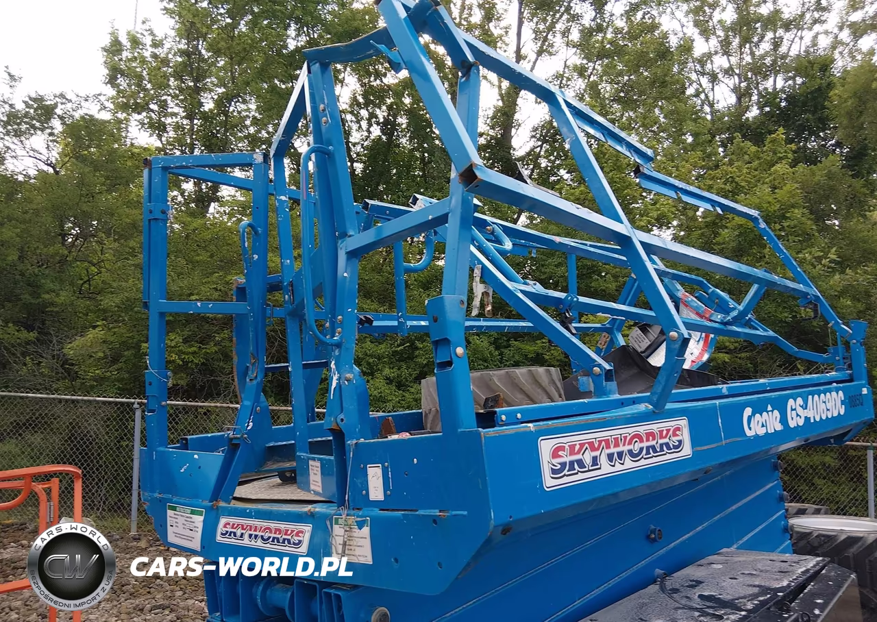 2016 Genie Gs-4069 Scissor Lift VIN:GS69F10885 - 13