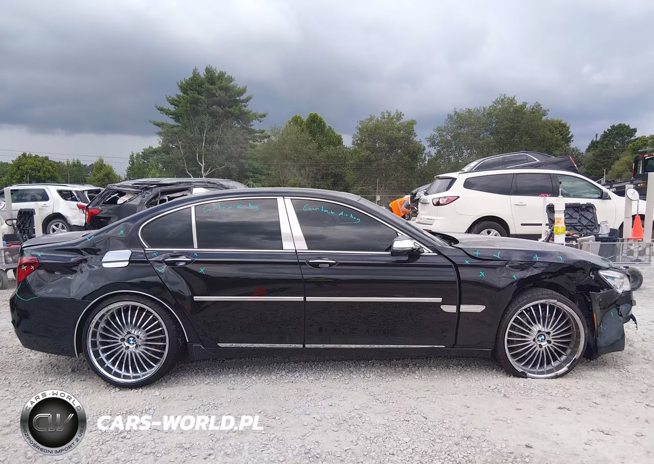 2013 BMW 750I xDrive VIN:WBAYB6C50DC998269 - 13