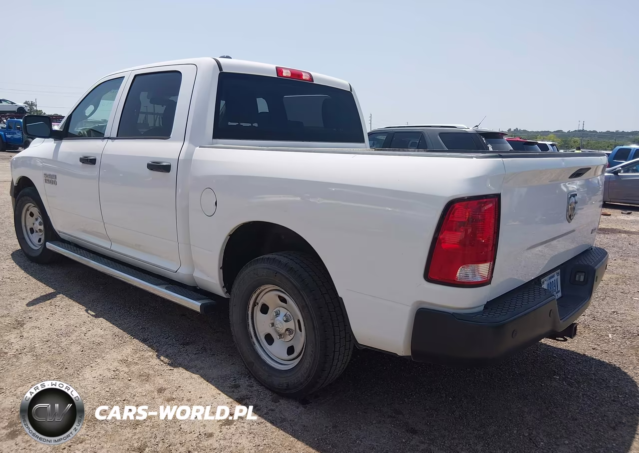 2018 Ram 1500 Tradesman 4X2 5'7 Box VIN:1C6RR6KG2JS296520 - 3