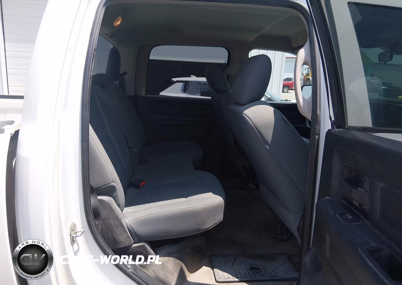 2018 Ram 1500 Tradesman 4X2 5'7 Box VIN:1C6RR6KG2JS296520 - 8