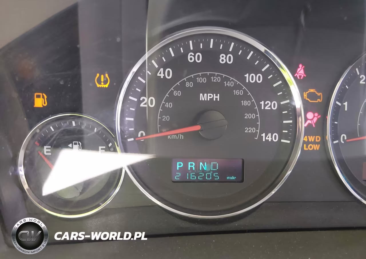 2006 Jeep Grand Cherokee Laredo VIN:1J4HR48N36C265836 - 7