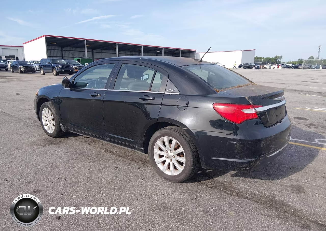 2013 Chrysler 200 Touring VIN:1C3CCBBB3DN503677 - 3