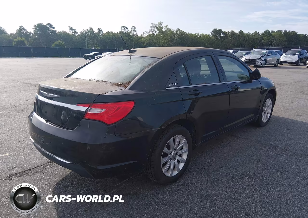 2013 Chrysler 200 Touring VIN:1C3CCBBB3DN503677 - 4