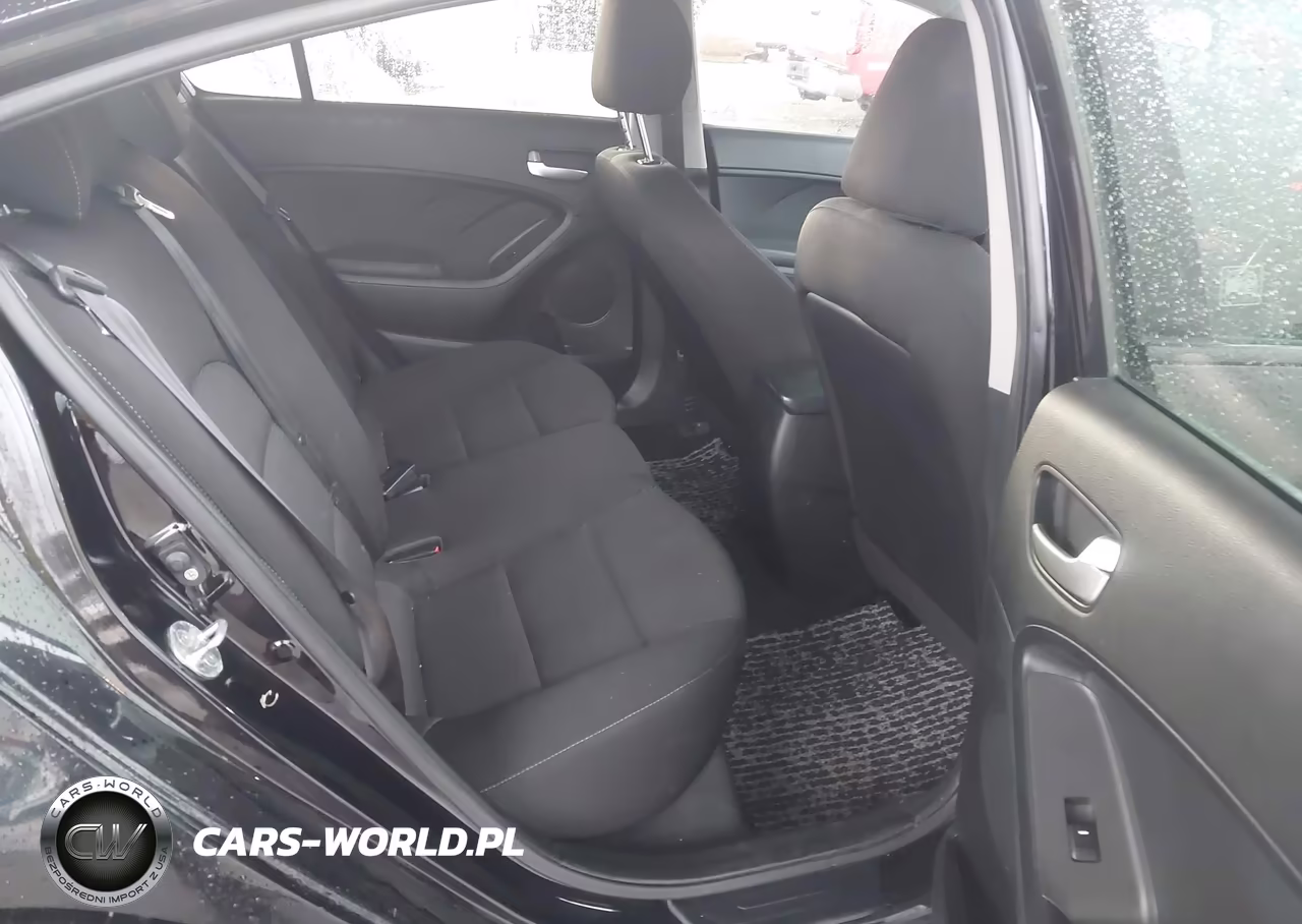 2018 Kia Forte Lx VIN:3KPFK4A71JE251884 - 8