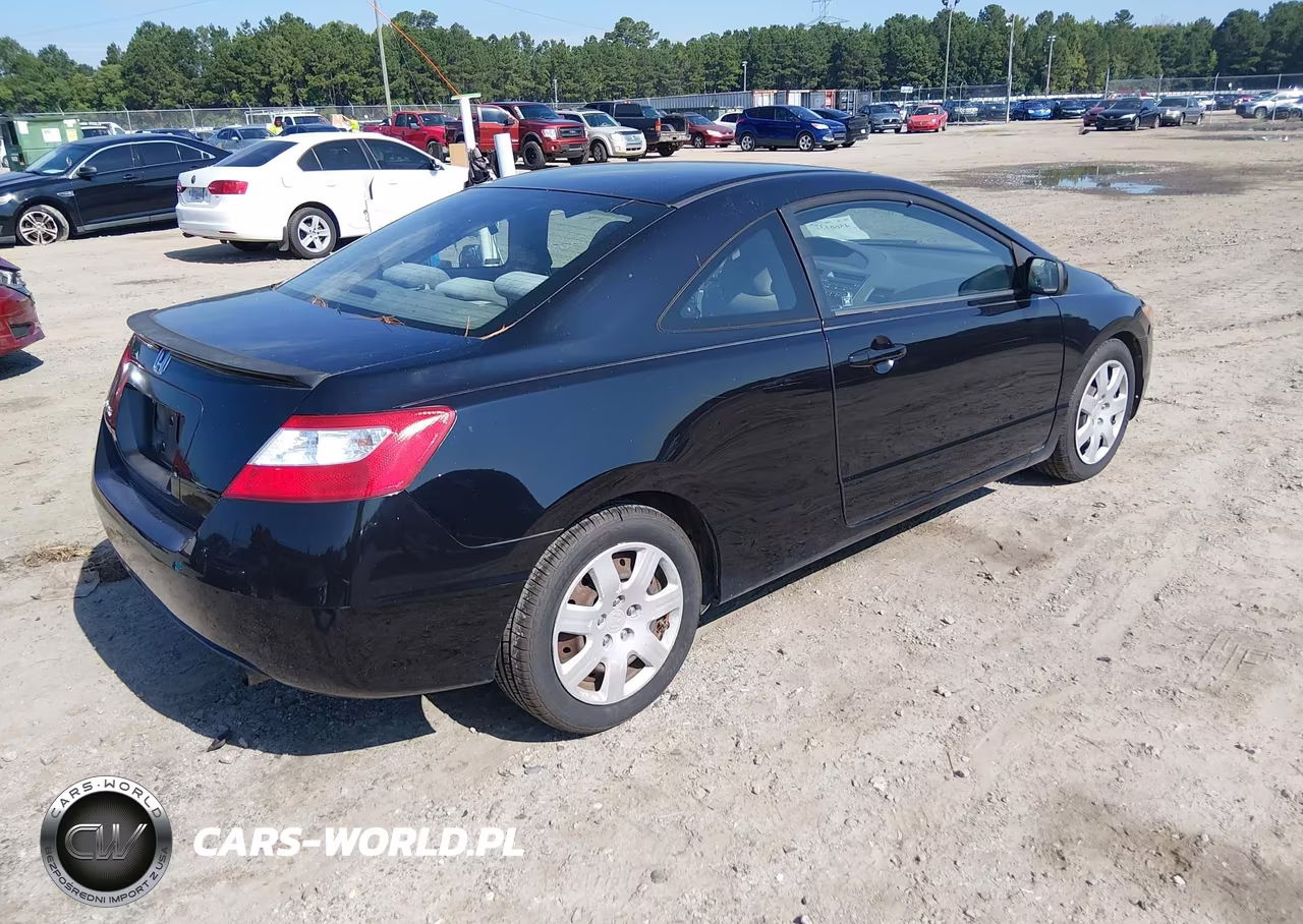 2008 Honda Civic Lx VIN:2HGFG12668H571093 - 4