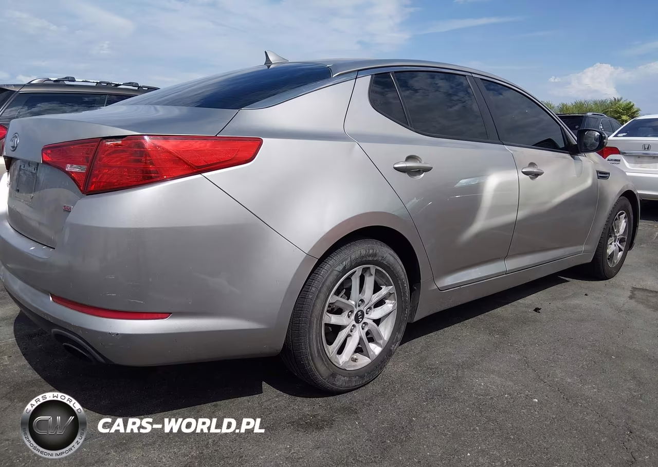 2011 Kia Optima Lx VIN:KNAGM4A70B5154460 - 4