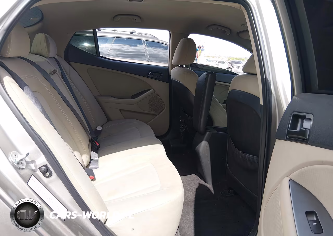 2011 Kia Optima Lx VIN:KNAGM4A70B5154460 - 8