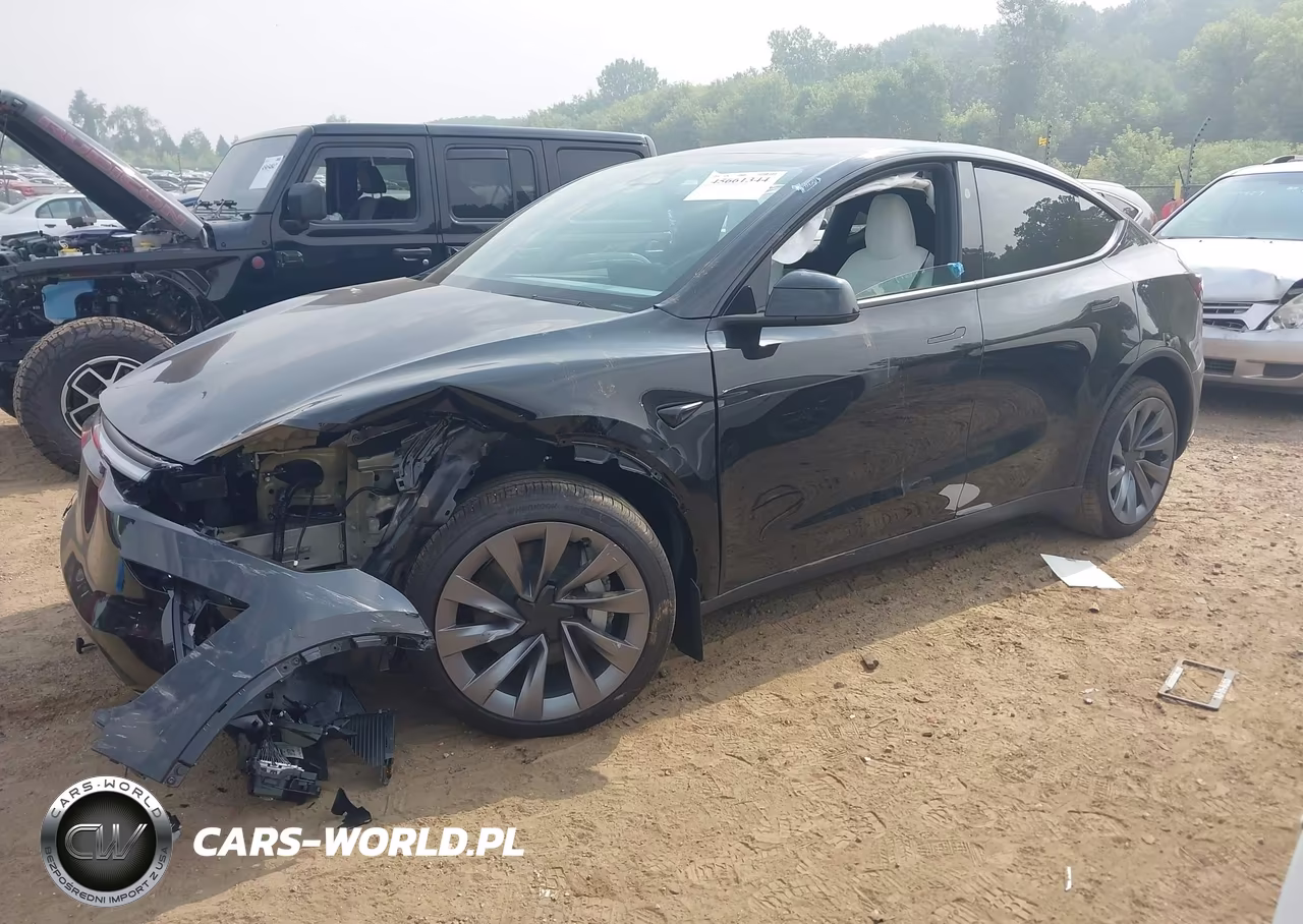 2026 Tesla Model Y Premium Rear-Wheel Drive-Rear-Wheel Drive VIN:7SAYGDED3TF635854 - 2