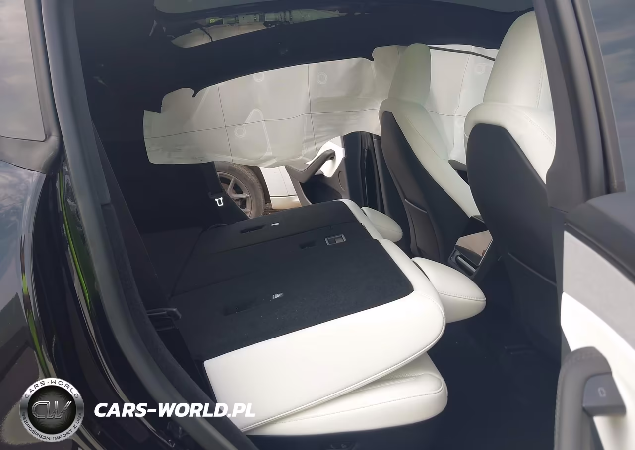 2026 Tesla Model Y Premium Rear-Wheel Drive-Rear-Wheel Drive VIN:7SAYGDED3TF635854 - 8