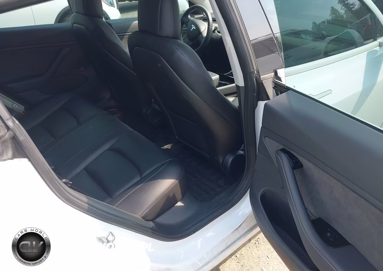 2018 Tesla Model 3 Long Range-Performance VIN:5YJ3E1EB4JF108476 - 8