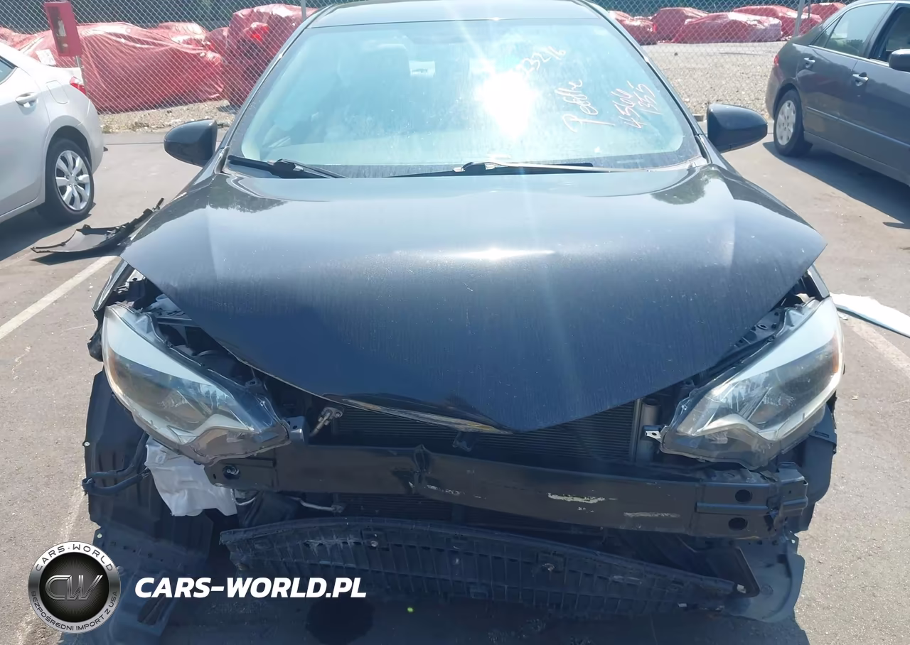 2015 Toyota Corolla Le VIN:2T1BURHEXFC357637 - 12
