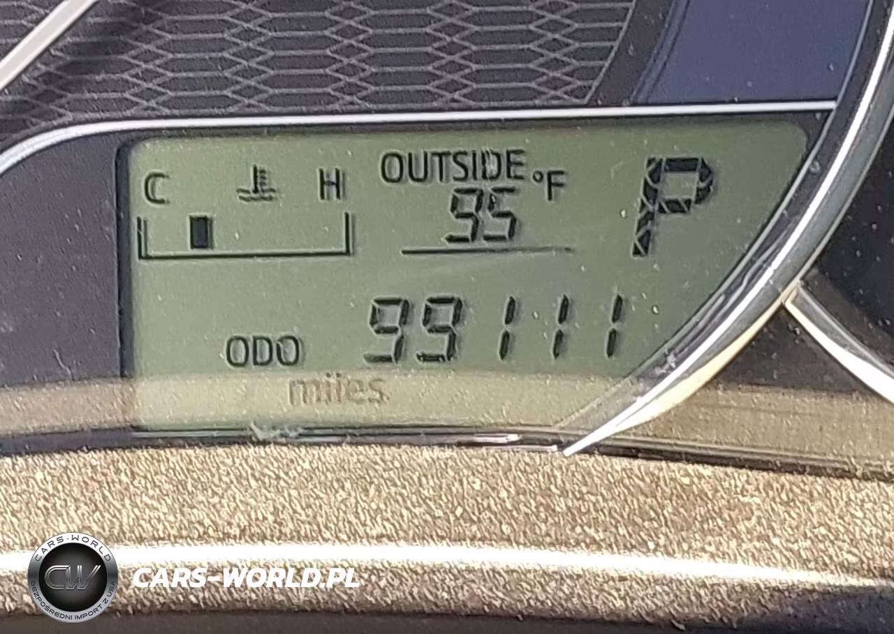 2015 Toyota Corolla Le VIN:2T1BURHEXFC357637 - 15