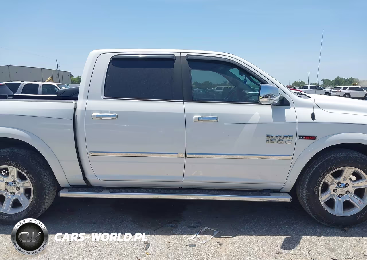 2015 Ram 1500 Laramie Limited VIN:1C6RR7PMXFS557002 - 13