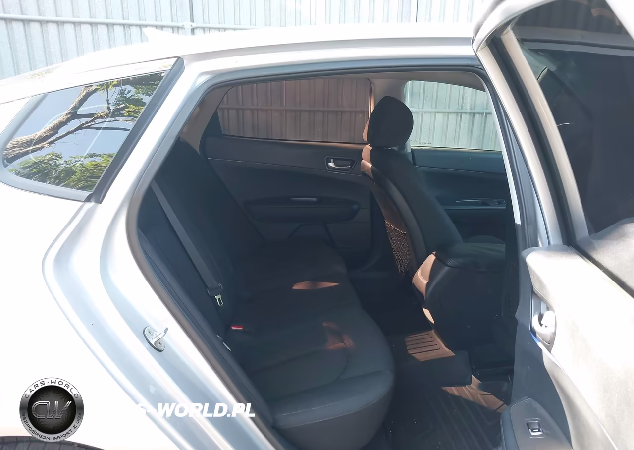 2019 Kia Optima Lx VIN:5XXGT4L30KG364455 - 8