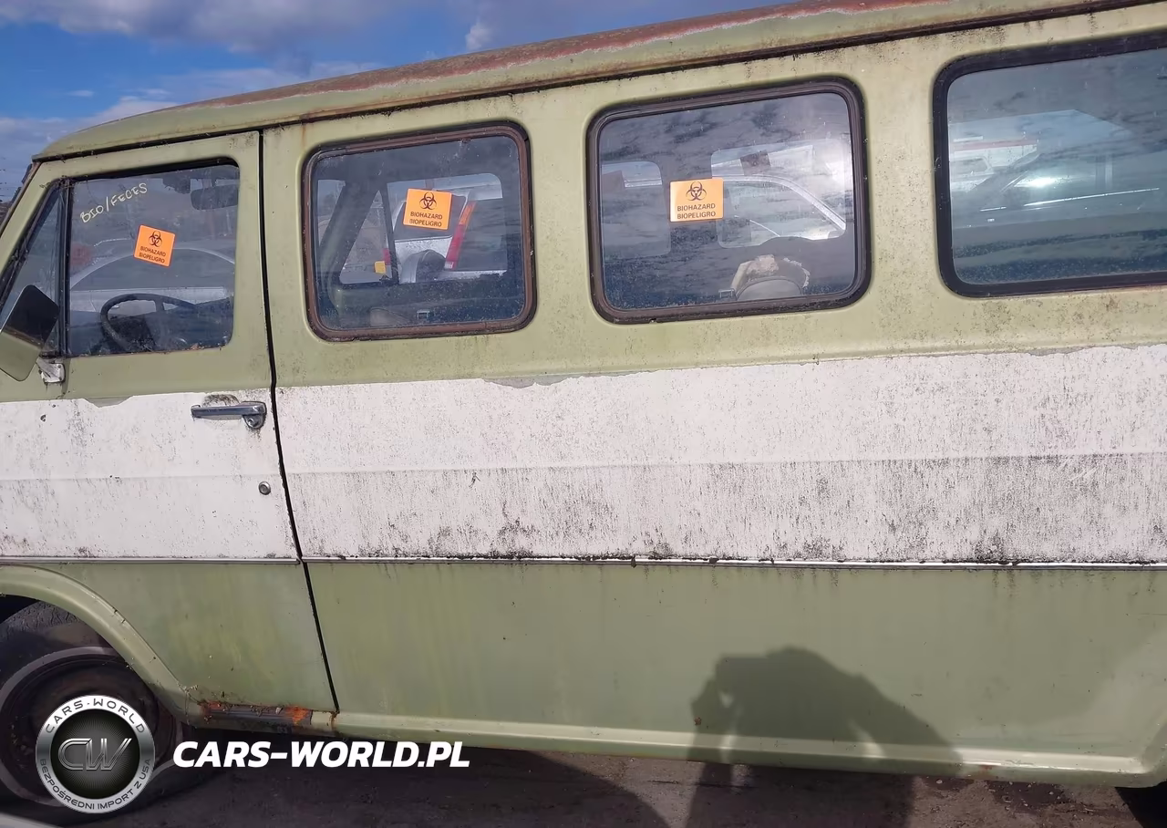 1970 Ford Econoline VIN:E12GHH34149 - 13