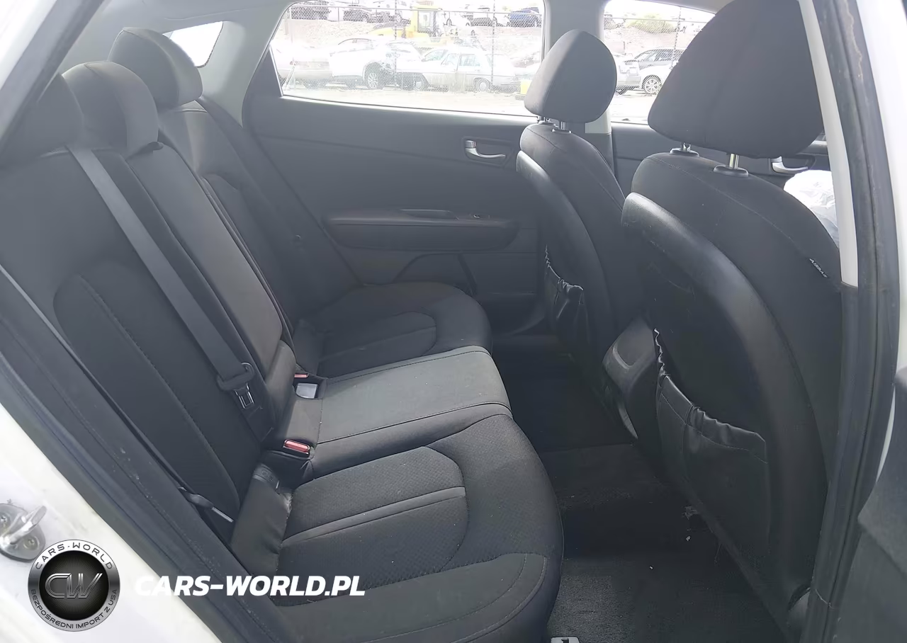 2018 Kia Optima Lx VIN:5XXGT4L3XJG184656 - 8