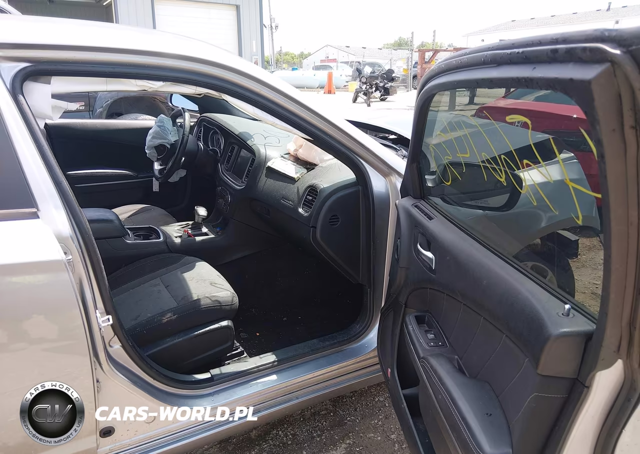 2015 Dodge Charger Sxt VIN:2C3CDXJG4FH926609 - 5