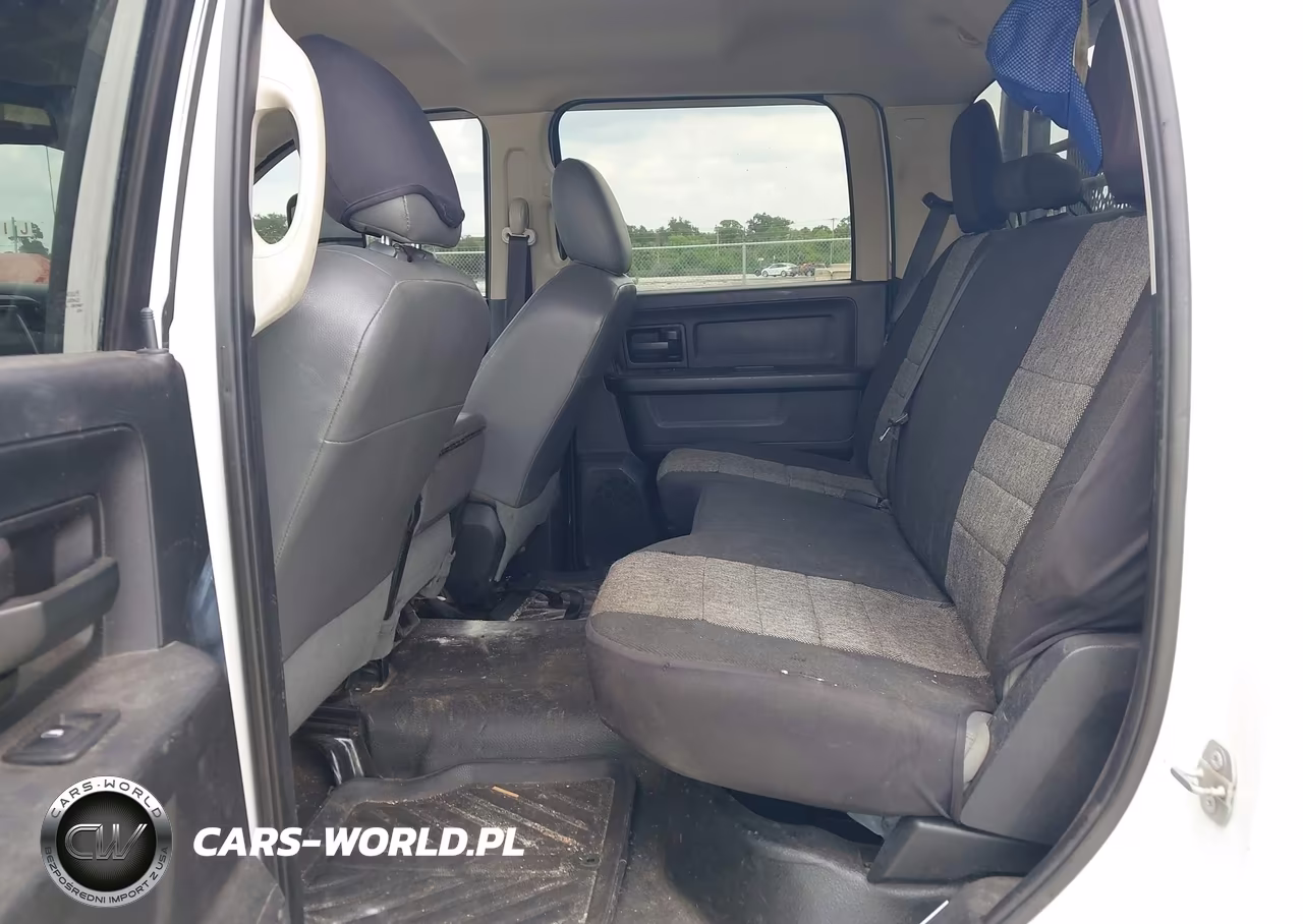 2016 Ram 4500 Chassis Tradesman-Slt-Laramie VIN:3C7WRLFL6GG218309 - 7