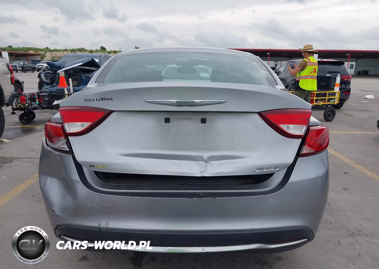 2015 Chrysler 200 Limited VIN:1C3CCCAB0FN580209 - 16