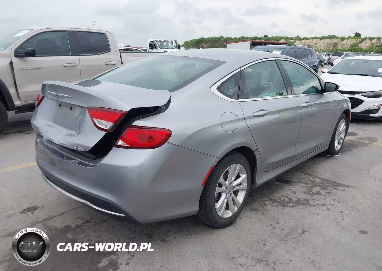 2015 Chrysler 200 Limited VIN:1C3CCCAB0FN580209 - 4