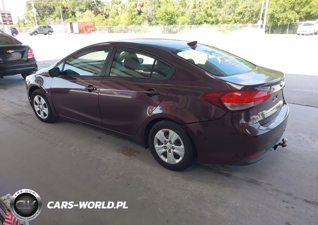 2017 Kia Forte Lx VIN:3KPFK4A73HE156785 - 3