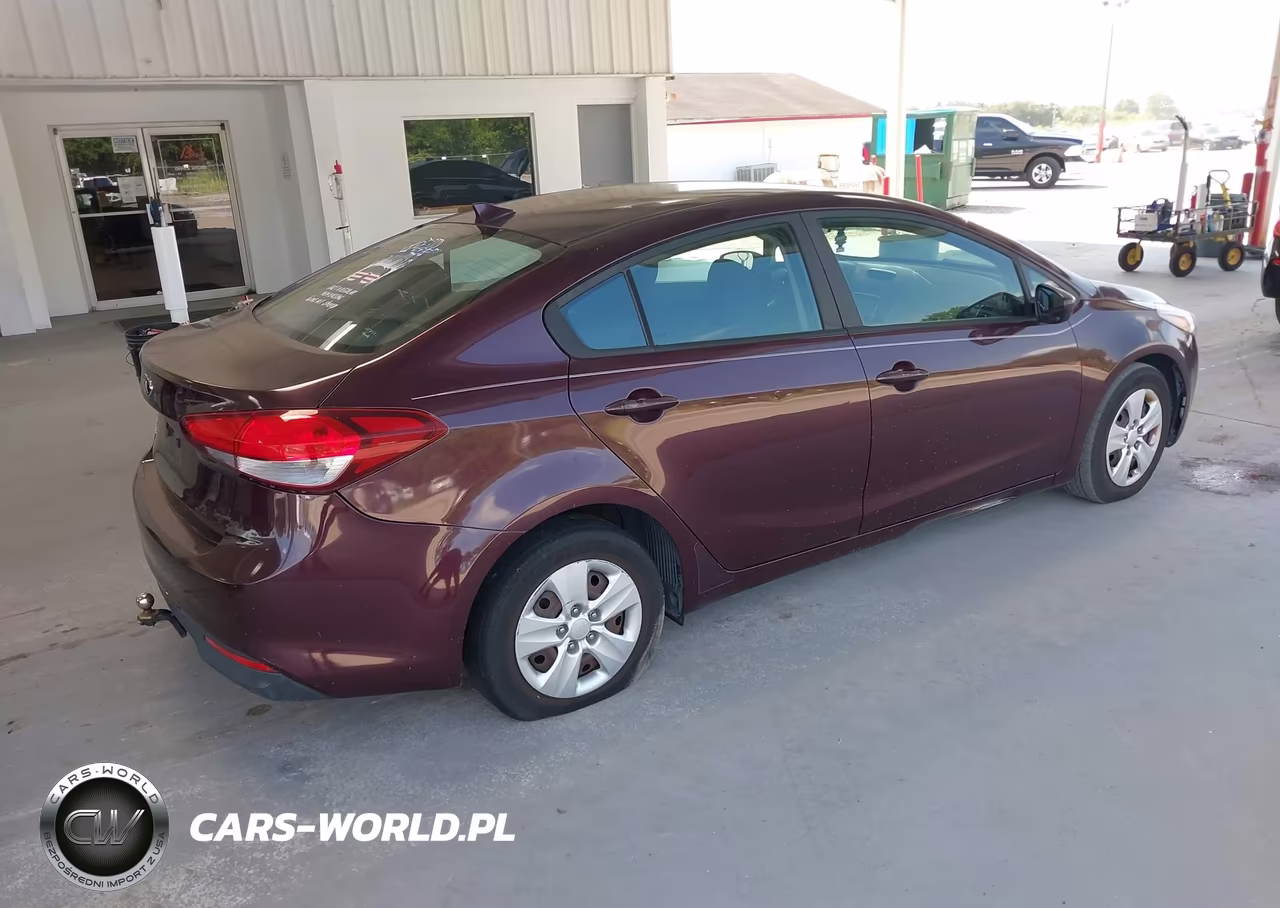 2017 Kia Forte Lx VIN:3KPFK4A73HE156785 - 4