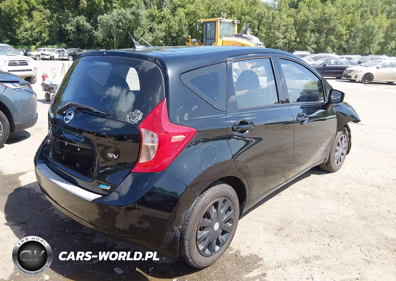 2015 Nissan Versa Note Sv VIN:3N1CE2CP8FL447354 - 4