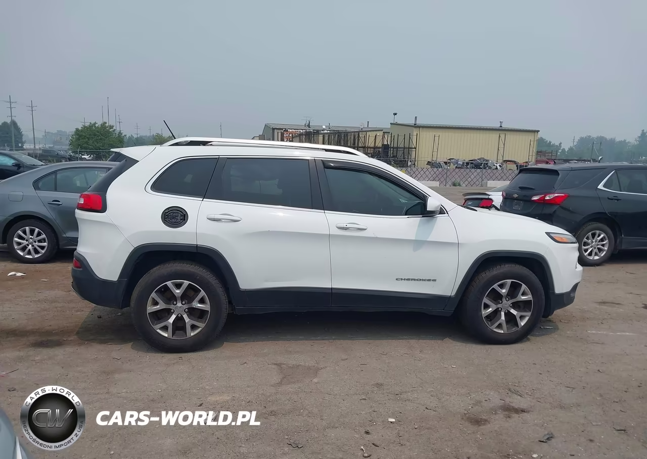 2015 Jeep Cherokee Limited VIN:1C4PJMDS0FW688358 - 13