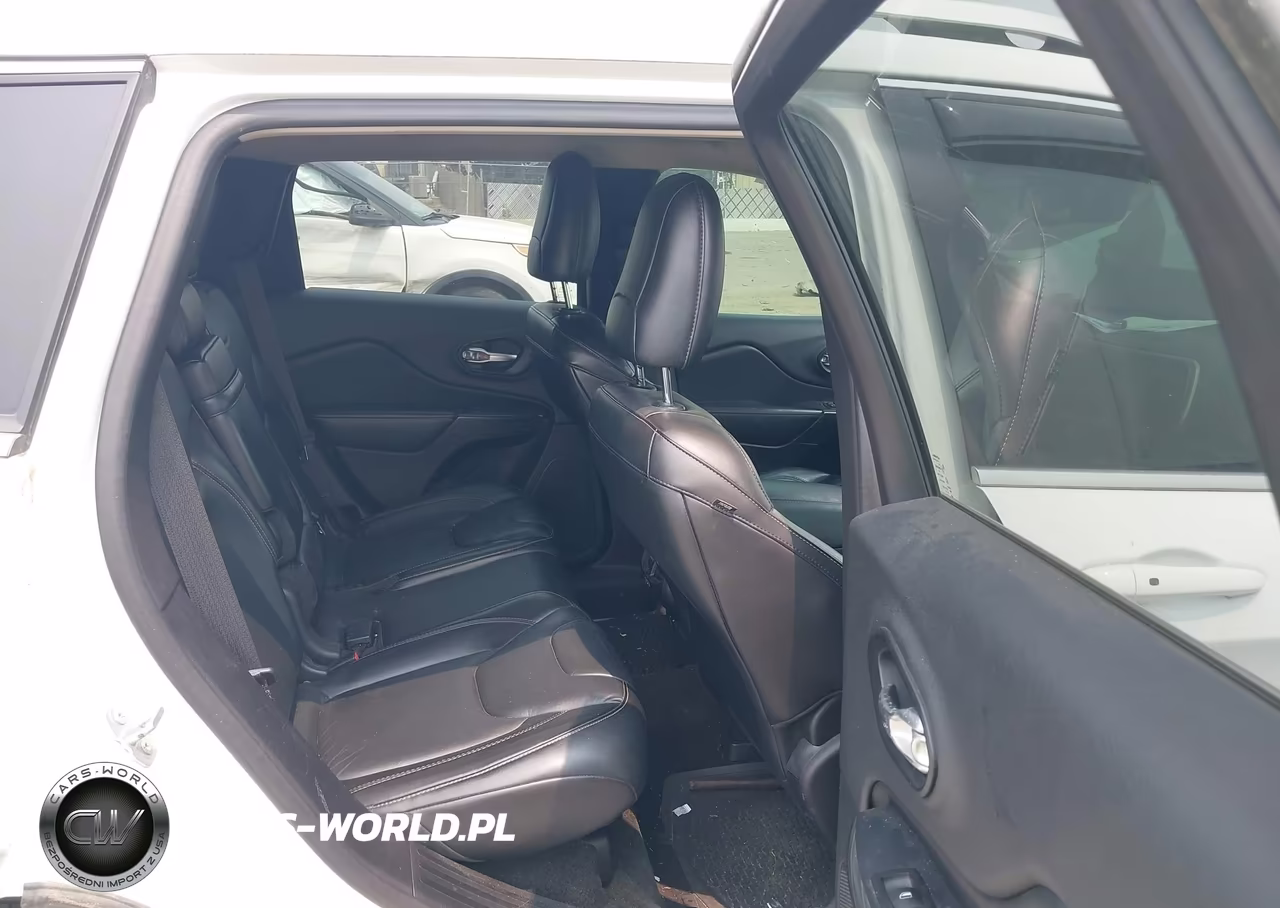 2015 Jeep Cherokee Limited VIN:1C4PJMDS0FW688358 - 8
