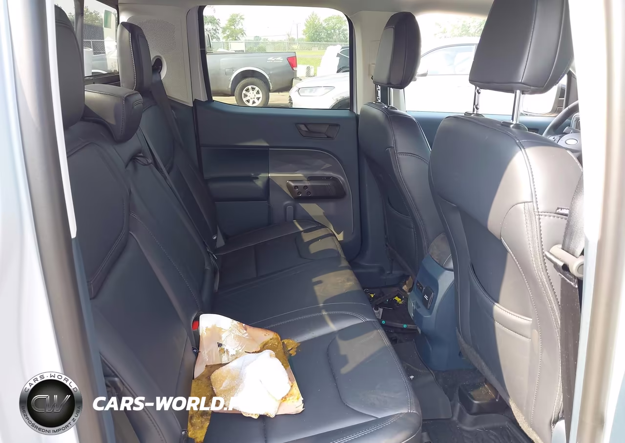 2025 Ford Maverick Lariat VIN:3FTTW8SA7SRB18260 - 8