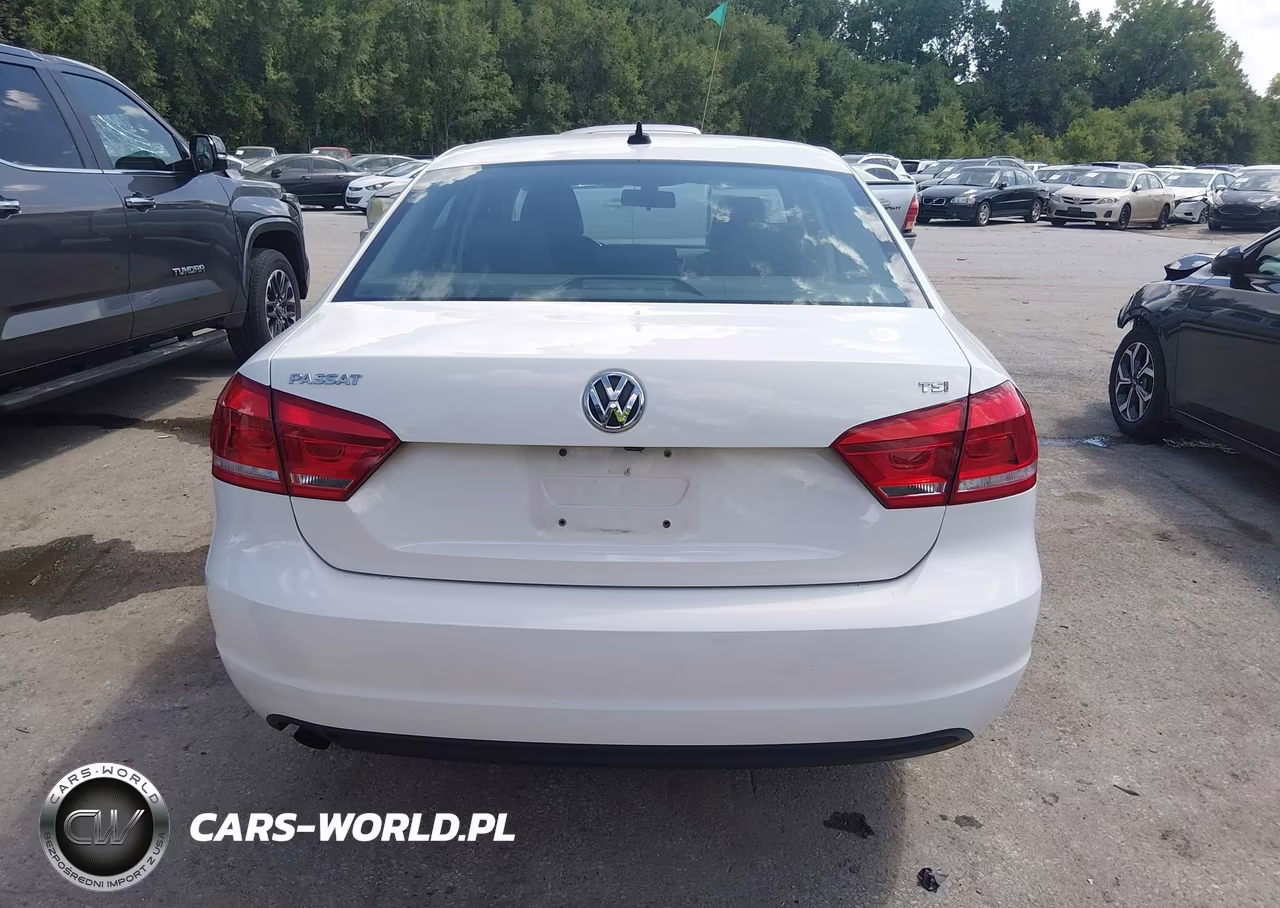 2015 Volkswagen Passat 1.8T Limited Edition VIN:1VWAS7A39FC089717 - 15