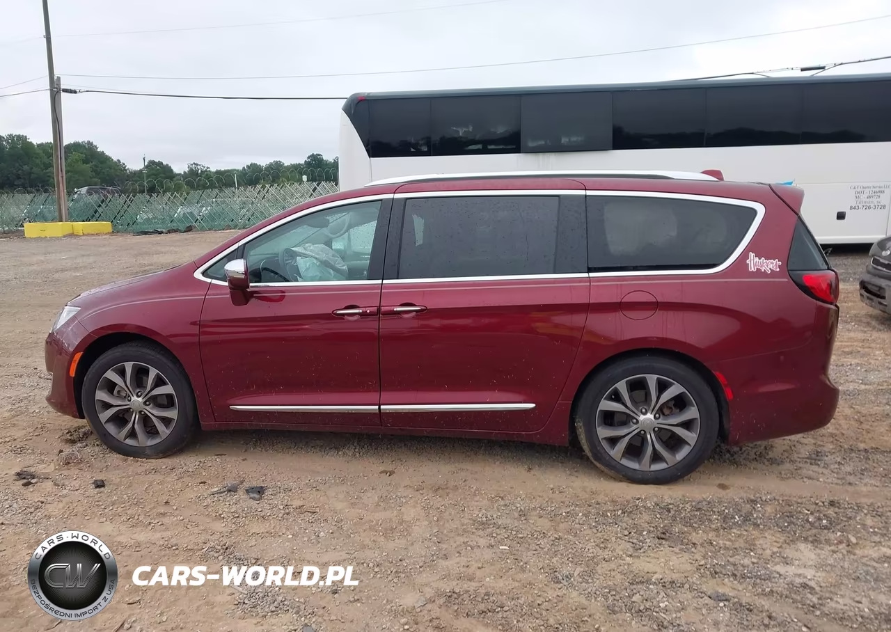 2017 Chrysler Pacifica Limited VIN:2C4RC1GG0HR633400 - 14