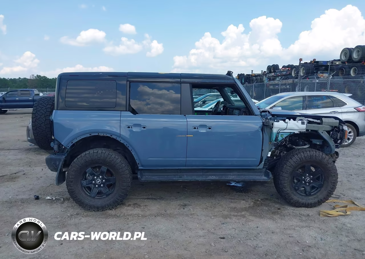 2025 Ford Bronco Outer Banks VIN:1FMEE8BPXSLB00474 - 13