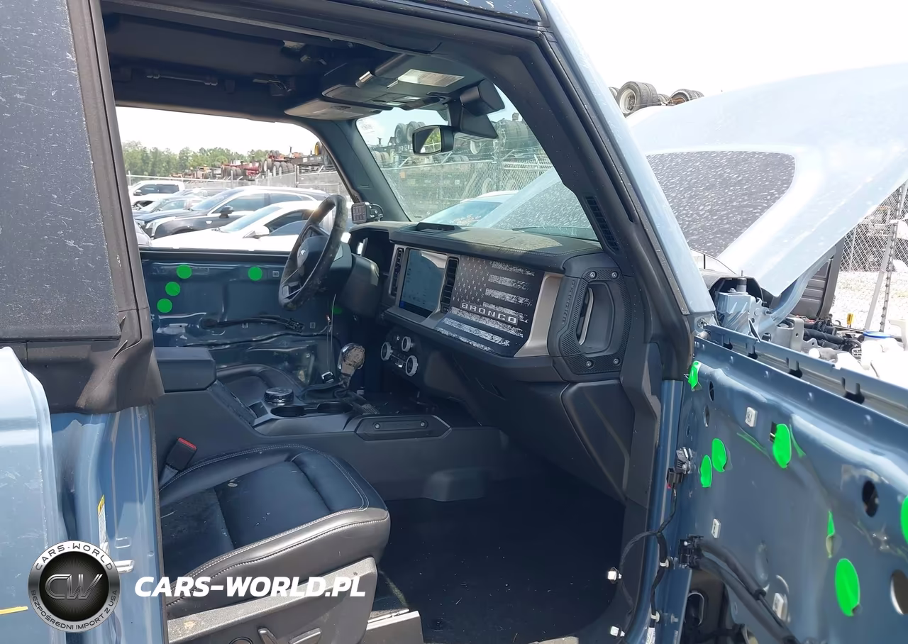 2025 Ford Bronco Outer Banks VIN:1FMEE8BPXSLB00474 - 5