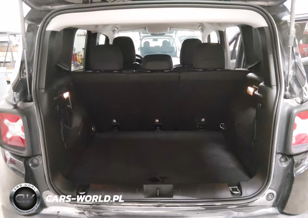 2017 Jeep Renegade Sport VIN:ZACCJBAB4HPG19051 - 18