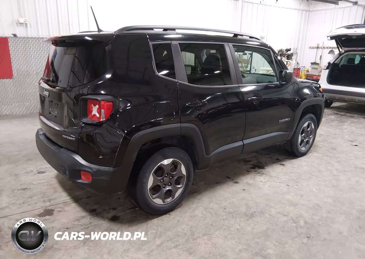 2017 Jeep Renegade Sport VIN:ZACCJBAB4HPG19051 - 4