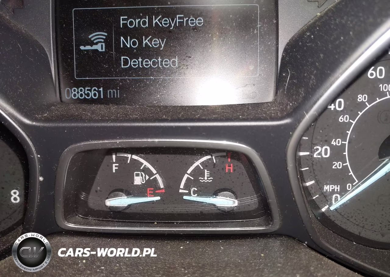 2019 Ford Escape Sel VIN:1FMCU0HD1KUA71952 - 16