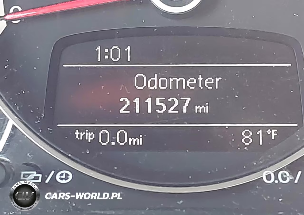 2014 Volkswagen Beetle 2.5L VIN:3VWHP7AT8EM631063 - 15