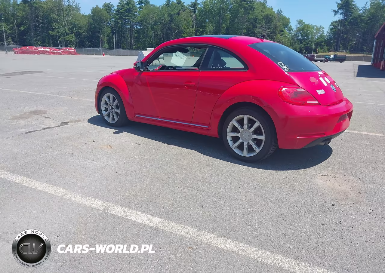 2014 Volkswagen Beetle 2.5L VIN:3VWHP7AT8EM631063 - 3