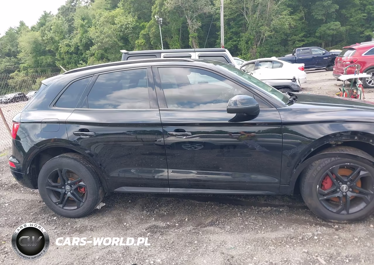 2018 Audi Q5 2.0T Premium-2.0T Tech Premium VIN:WA1ANAFY3J2067085 - 14